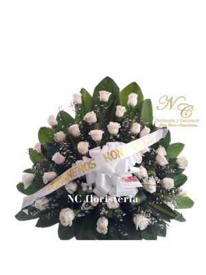 abanico rosas blancas