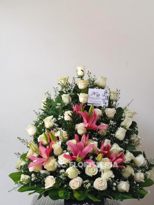 Rosas y Lirios funebre
