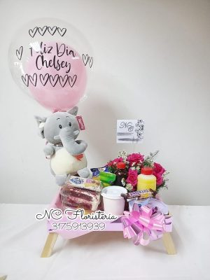 Desayuno sorpresa tierno